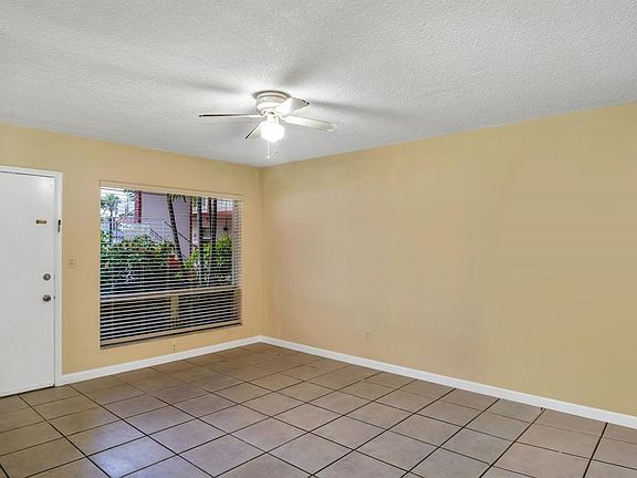5th image of 4928 Hollywood Blvd #12