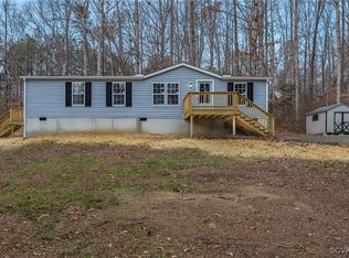 1900 Neves Rd, Beaverdam, VA 23015