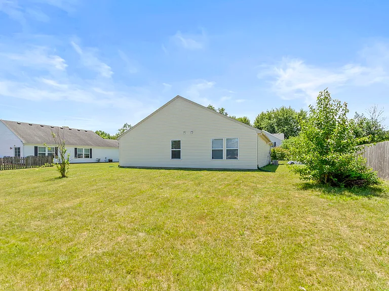 7763 Sunflower Dr — Photo 25