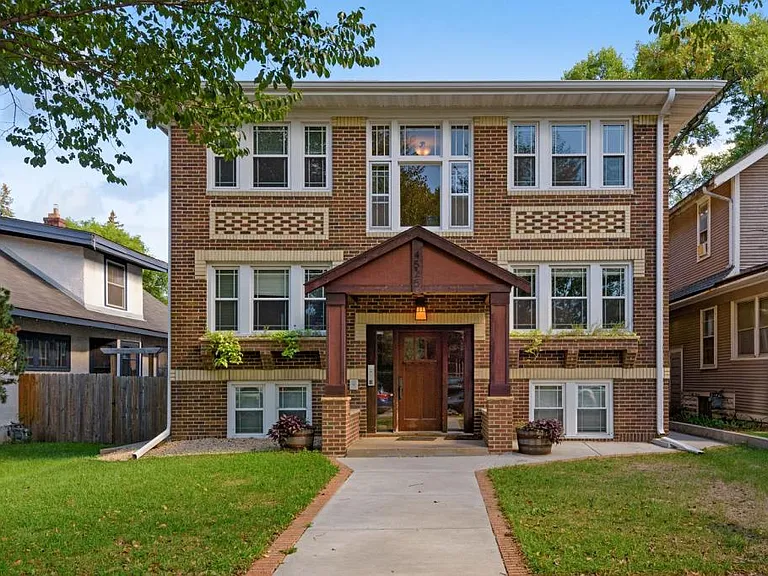 4525 Nicollet Ave — Photo 9