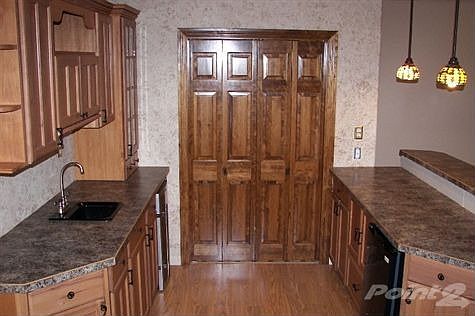 Wet Bar complete with mini fridge, wine cooler & mircrowave