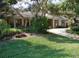 1025 Poitras Dr, Vero Beach, FL 32963