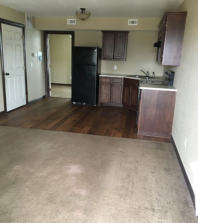 1st image of 151 S New Dallas Hwy