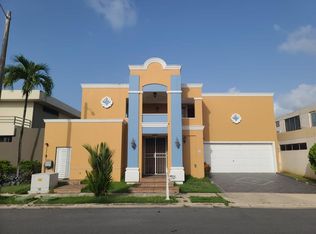 Velarde Street La Mansion Del Norte #NF9, Catano, PR 00962