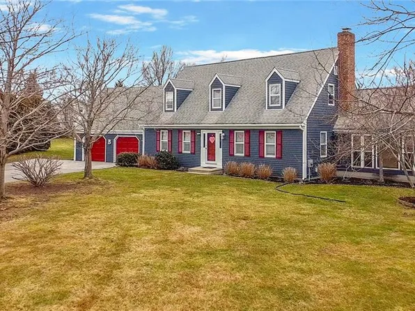42 Lepes Rd, Portsmouth, RI 02871