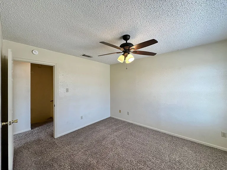 2609 Bermuda Drive — Photo 24