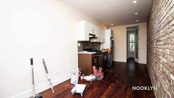 Rented by Nooklyn NYC LLC | media 24