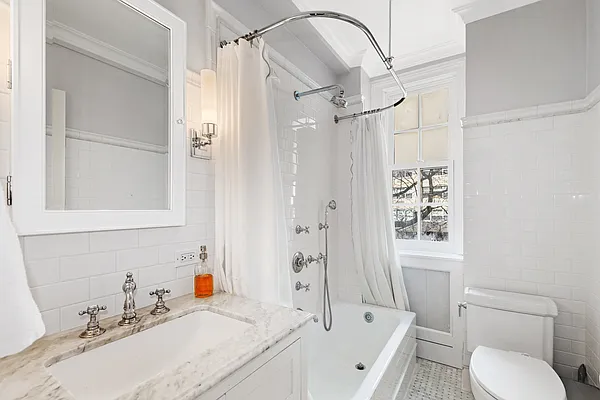 Sold by Corcoran | media 12