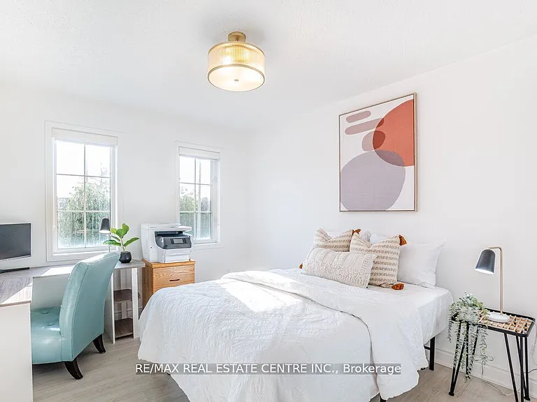 83 Convoy Cres #UPPER — Photo 8