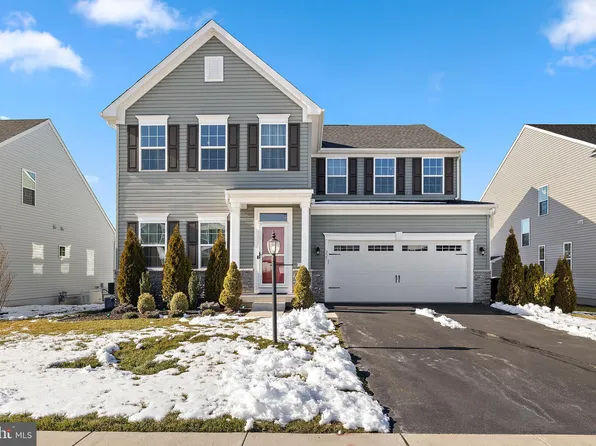 227 Melrose Dr, Gilbertsville, PA 19525