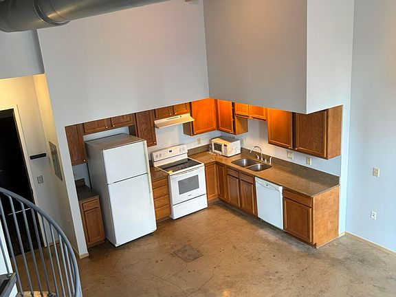 4th image of 110 N 3rd St Unit 703