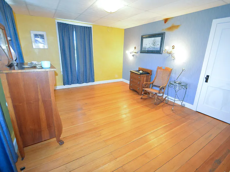 3884 Breezy Hill Rd — Photo 8