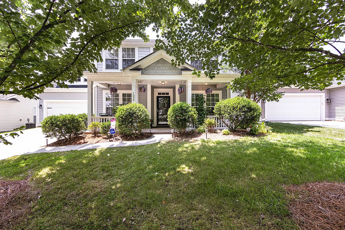 Building Photo - 1008 Millbank Dr