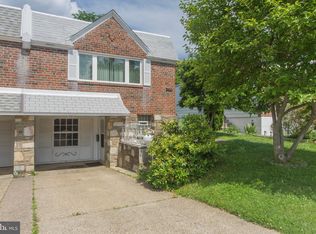 9853 Clark St, Philadelphia, PA 19115