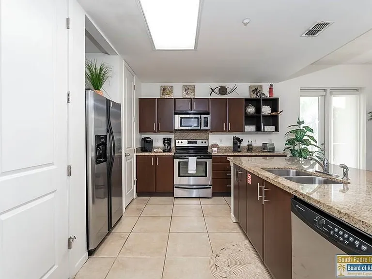 5909 Padre Blvd #201 — Photo 8