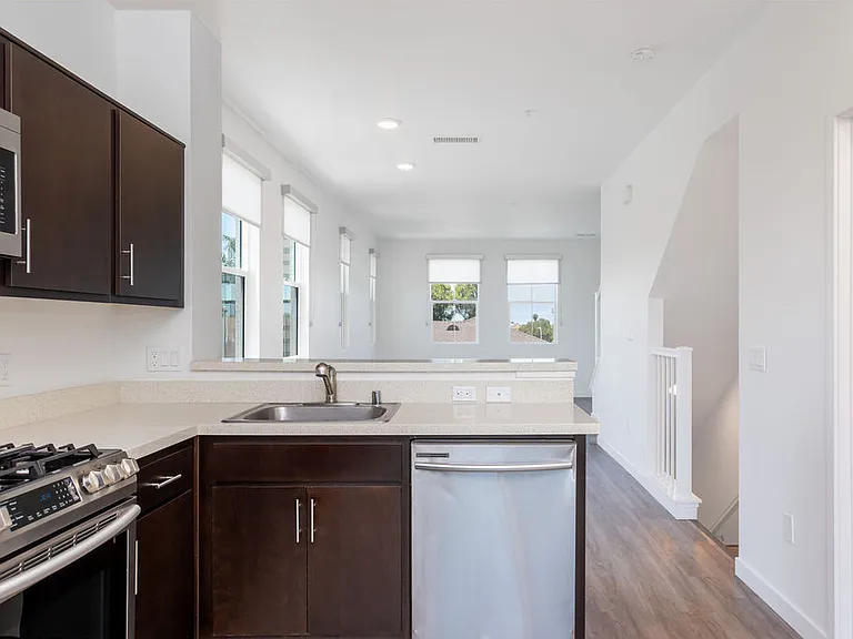 Trio Townhomes — Photo 6