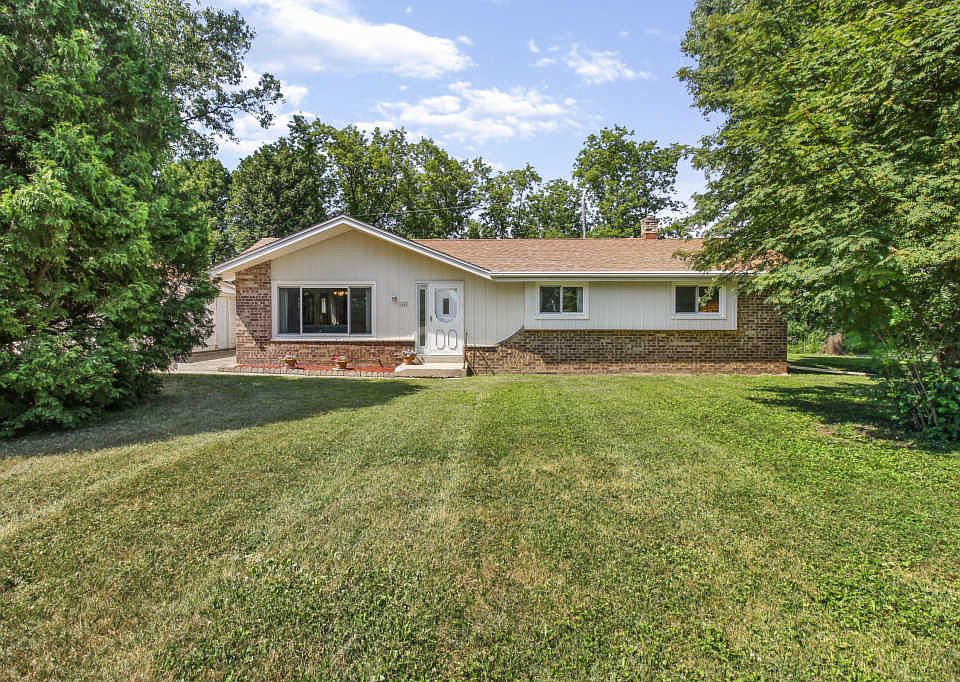1st image of 1443 Mount Ct