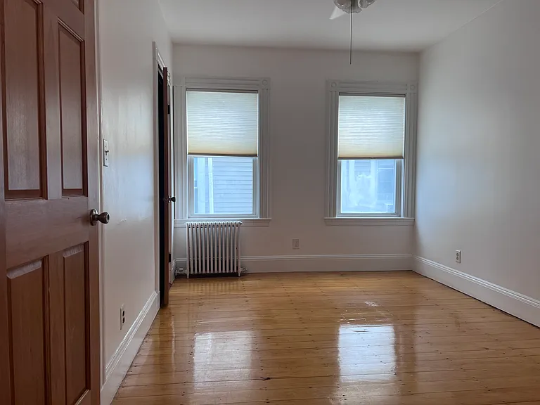 112 Franklin St #2 — Photo 17