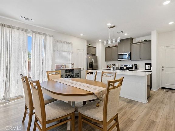 4th image of 8561 Midway Ln