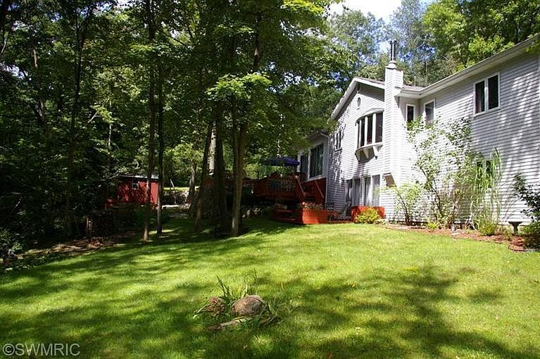 1st image of 510 Pine Land Dr SE