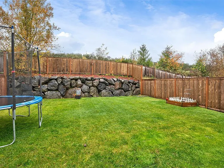 Backyard (trampoline not included in rental)