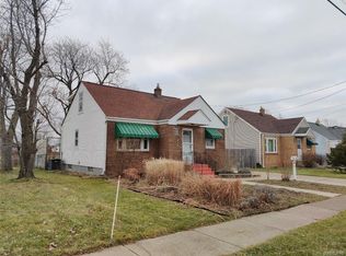 59 Roxborough Ave, Cheektowaga, NY 14225