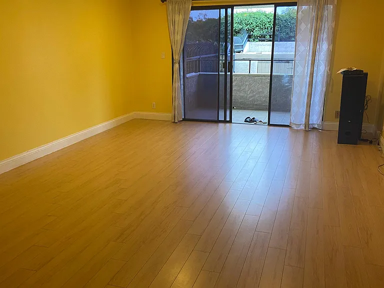 26201 Vermont Ave #105 — Photo 7