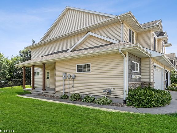 3rd image of 1800 Sara Ct