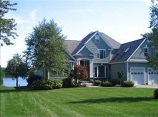 32 Meadow Ln, Eliot, ME 03903