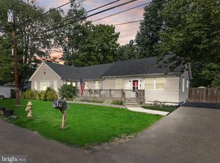 16 Oregon Ave, Mount Laurel, NJ 08054