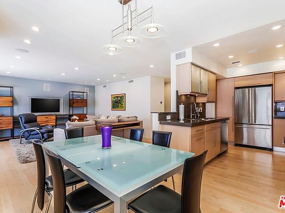 2nd image of 1221 N Kings Rd APT 307