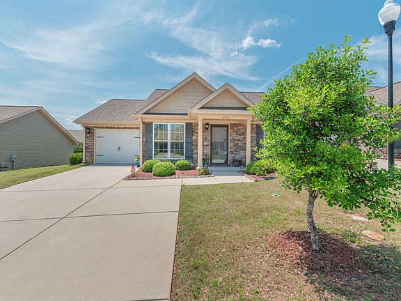 4th image of 253 Staghorn Ct