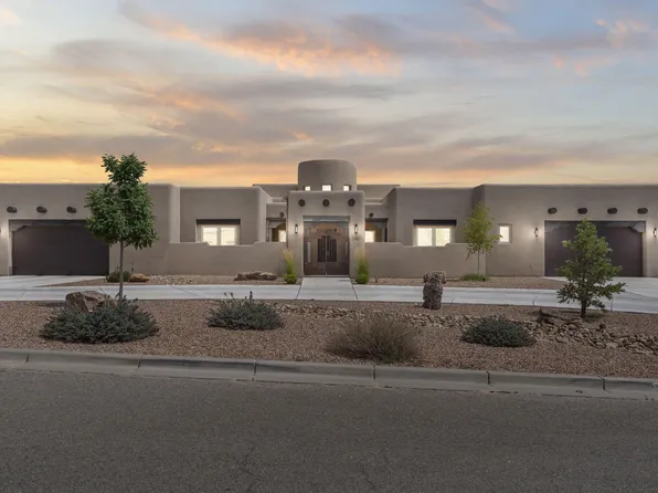 1427 20th Ave SE, Rio Rancho, NM 87124