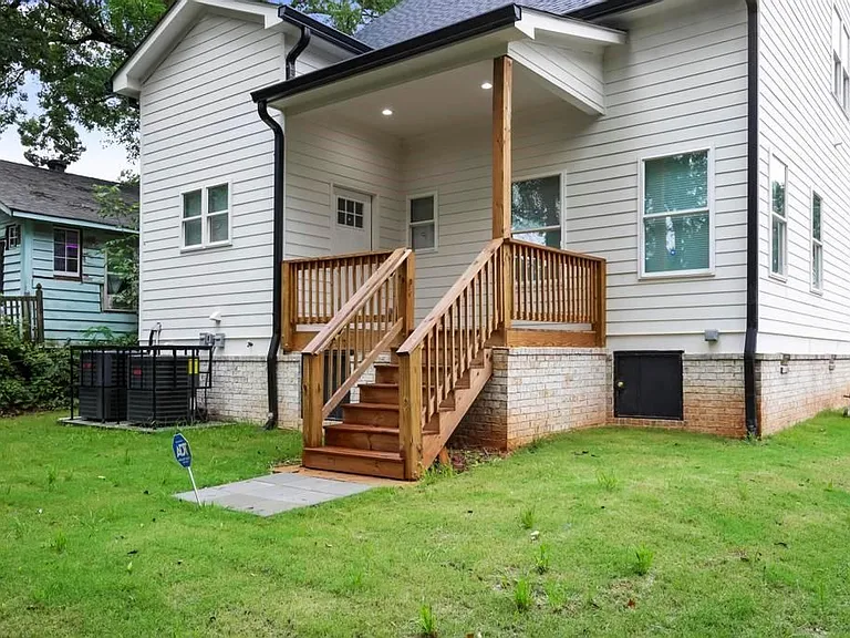 79 Adair Ave — Photo 31