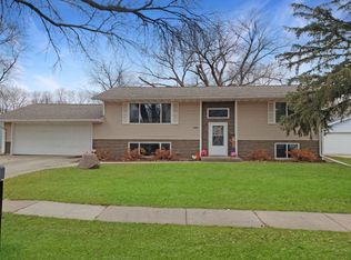 1408 9th St SW, Willmar, MN 56201