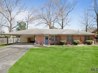 1064 Galloway Dr, Baton Rouge, LA 70806