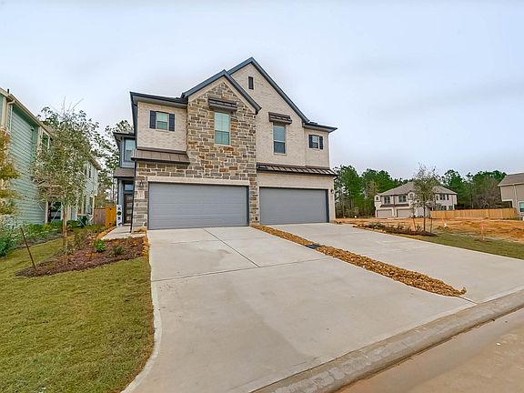 5th image of 312 N Spotted Fern Dr