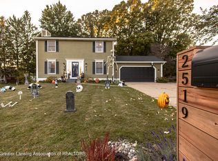 2519 Renfrew Way, Lansing, MI 48911