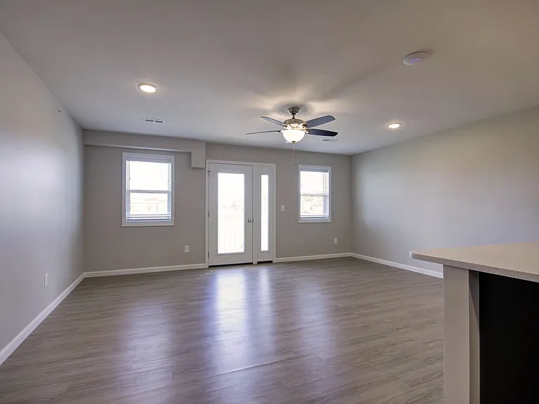 Middletown Place Apartments — Photo 39