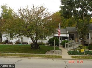 506 4th St SW, Montgomery, MN 56069