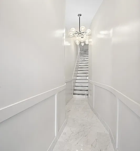 216 E 6th St #3E — Photo 11