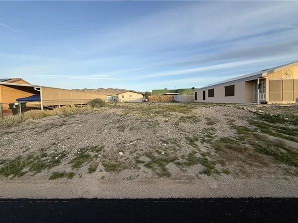 571 Roadrunner Dr, Bullhead City, AZ 86442