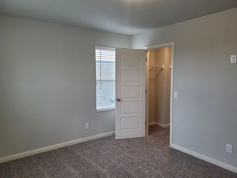 1936 Edelweiss Ave — Photo 22