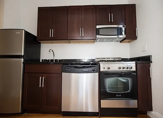 Rented by Compass | media 11