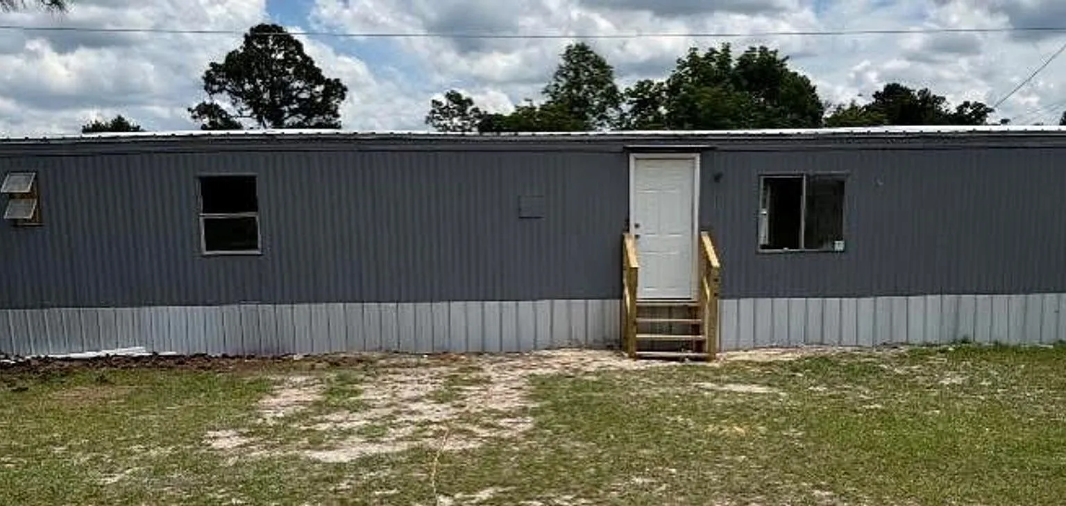 Meridian MHP — Photo 1