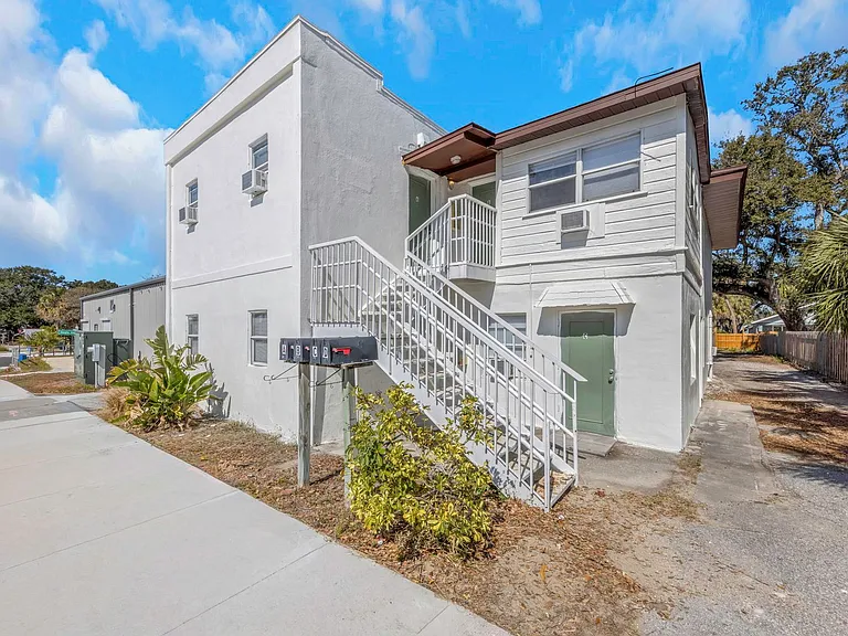 416 Skinner Blvd — Photo 42
