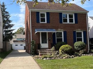 4236 Ridgeview Rd, Cleveland, OH 44144