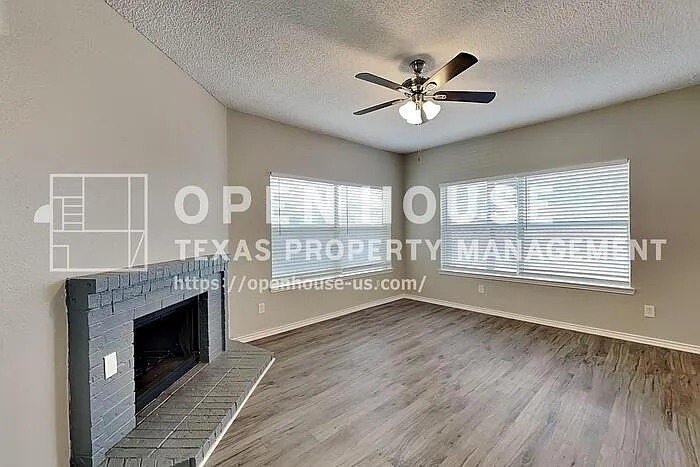 600 Blue Leaf Dr — Photo 6