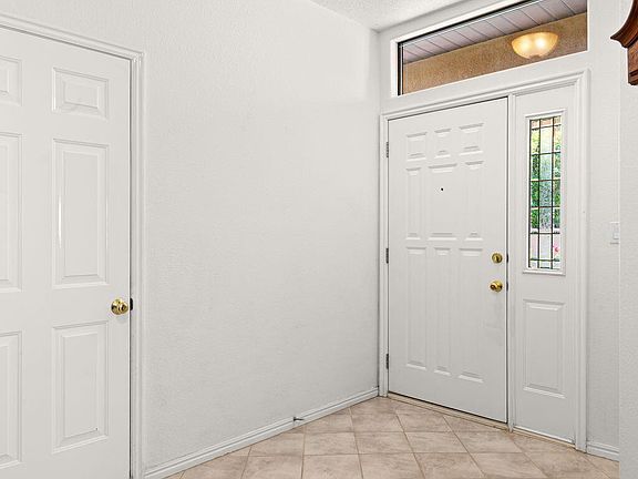 3rd image of 579 N Ridgecrest Cir