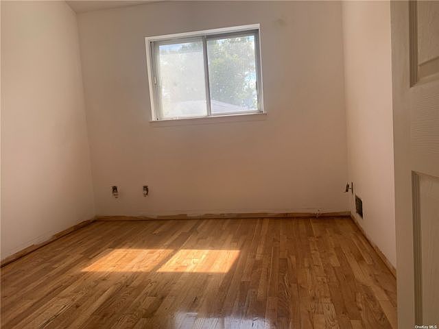1st image of 13716 158th St